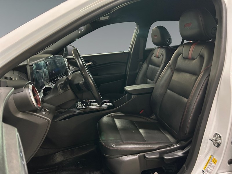 2025 Chevrolet Trax 2RS | Like NEW