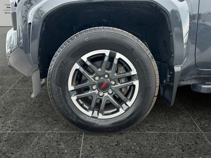 2024 Toyota Tacoma 4x4 Double Cab | TRD Sport | Low KM's