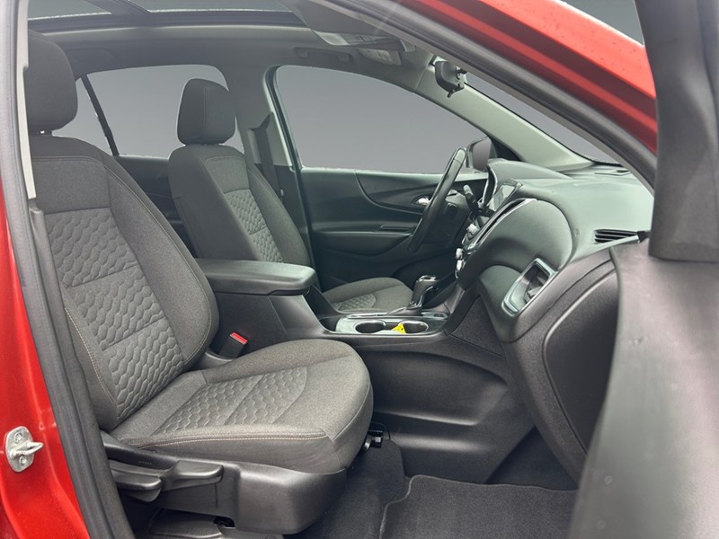 2020 Chevrolet Equinox AWD LT w/1LT | Low KM's