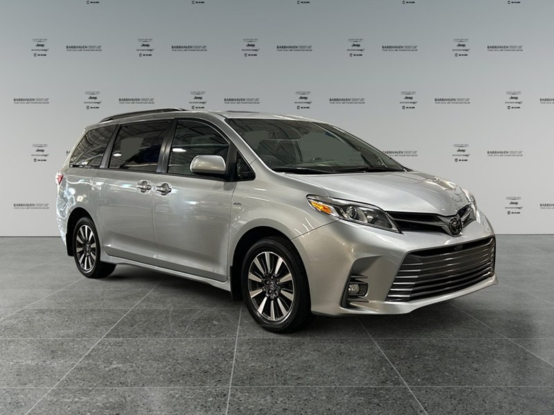 2020 Toyota Sienna XLE 7-Passenger AWD