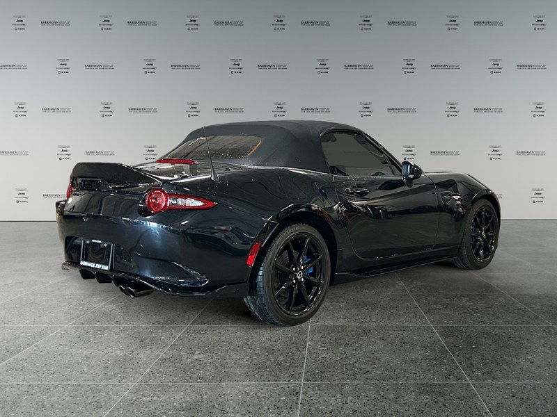 2021 Mazda MX-5 GS | 6-Speed | Like NEW