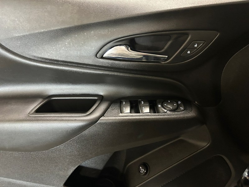 2018 Chevrolet Equinox AWD LT w/3LT | Low KM's