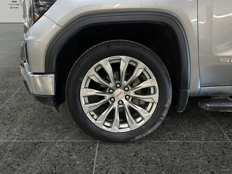 2024 GMC Sierra 1500 4WD Crew Cab 147" SLE