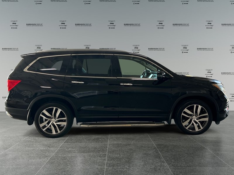 2018 Honda Pilot Touring | Low KM's