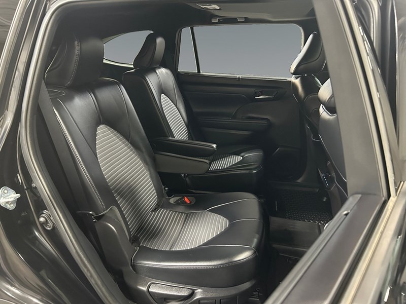 2022 Toyota Highlander XSE AWD
