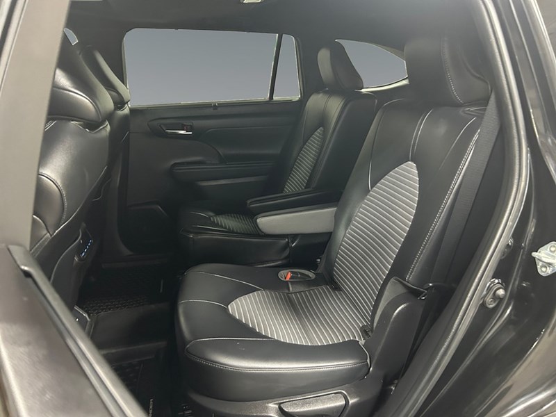 2022 Toyota Highlander XSE AWD