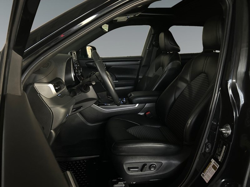 2022 Toyota Highlander XSE AWD