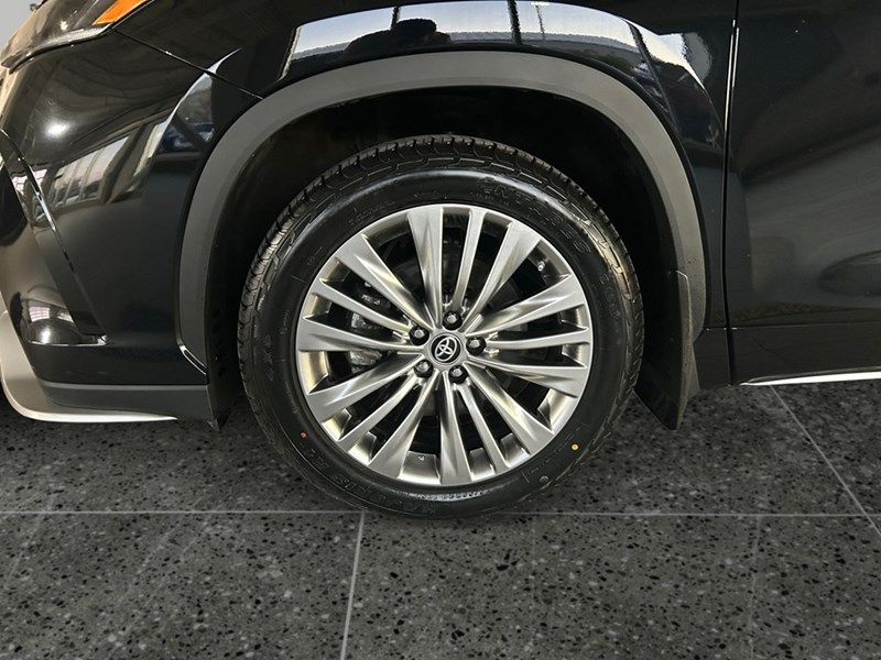 2022 Toyota Highlander XSE AWD