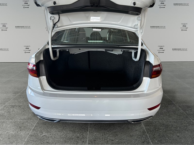 2019 Volkswagen Jetta Highline | Ultra Low KM's