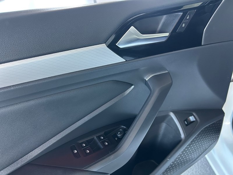2019 Volkswagen Jetta Highline | Ultra Low KM's