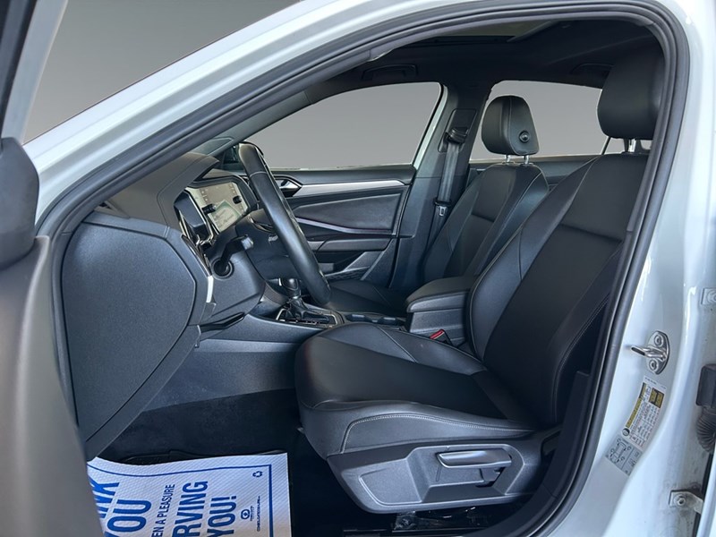 2019 Volkswagen Jetta Highline | Ultra Low KM's