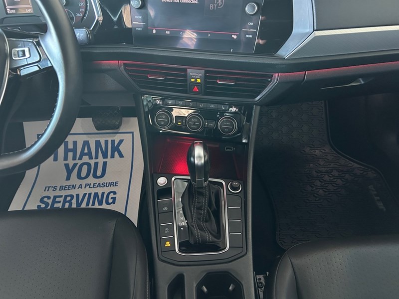 2019 Volkswagen Jetta Highline | Ultra Low KM's