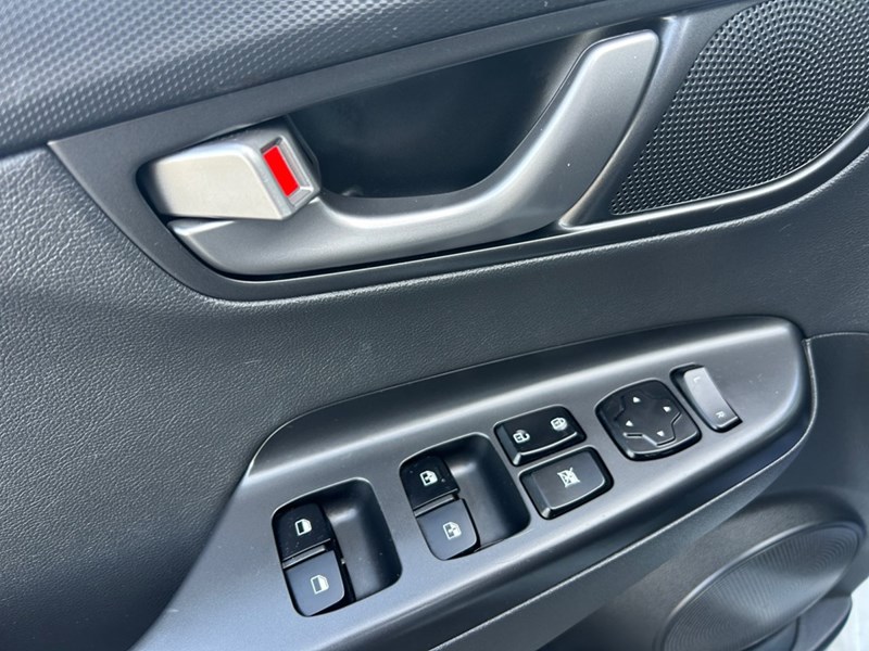 2019 Hyundai Kona 2.0L Luxury AWD | Ultra Ultra LOW KM's