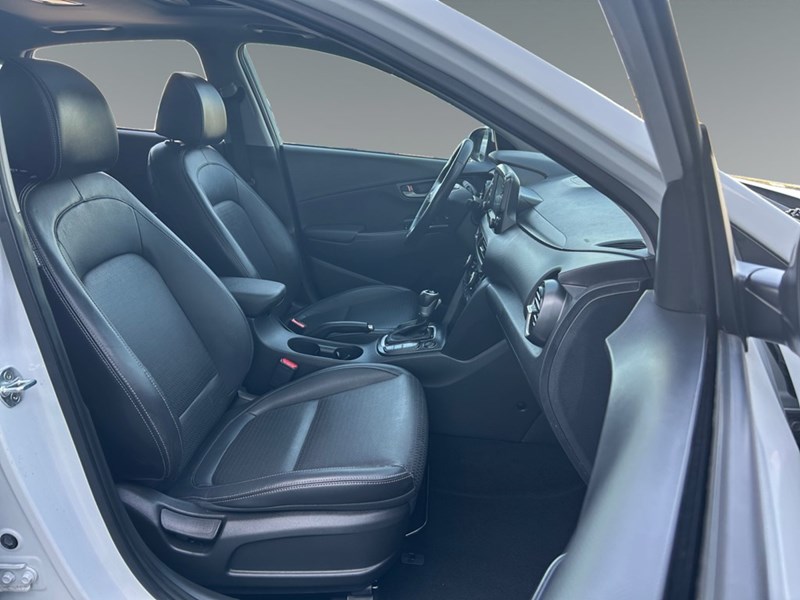 2019 Hyundai Kona 2.0L Luxury AWD | Ultra Ultra LOW KM's
