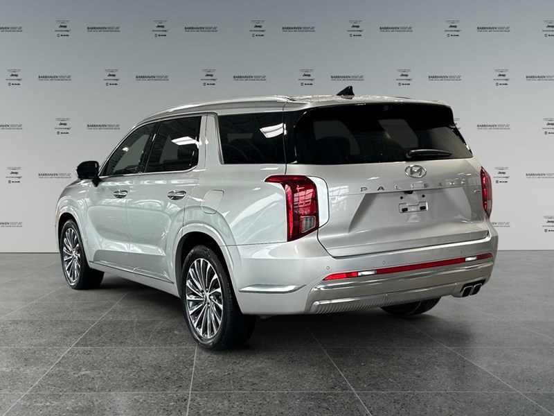 2023 Hyundai Palisade Ultimate Calligraphy 7-Passenger AWD
