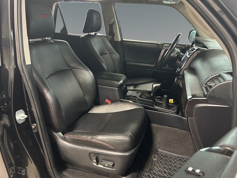 2020 Toyota 4Runner 4WD | TRD Off Road | Leather | Sunroof