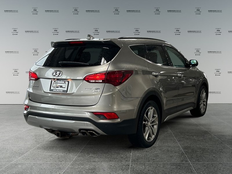 2017 Hyundai Santa Fe Sport AWD 2.0T SE | Leather | Pano Roof | Nav