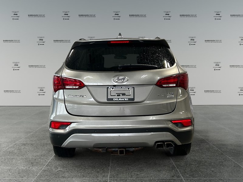 2017 Hyundai Santa Fe Sport AWD 2.0T SE | Leather | Pano Roof | Nav