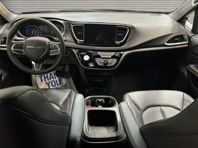 2026 Chrysler Grand Caravan SXT