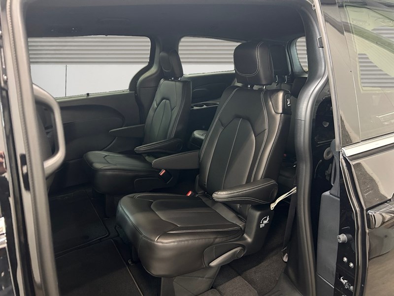 2026 Chrysler Grand Caravan SXT