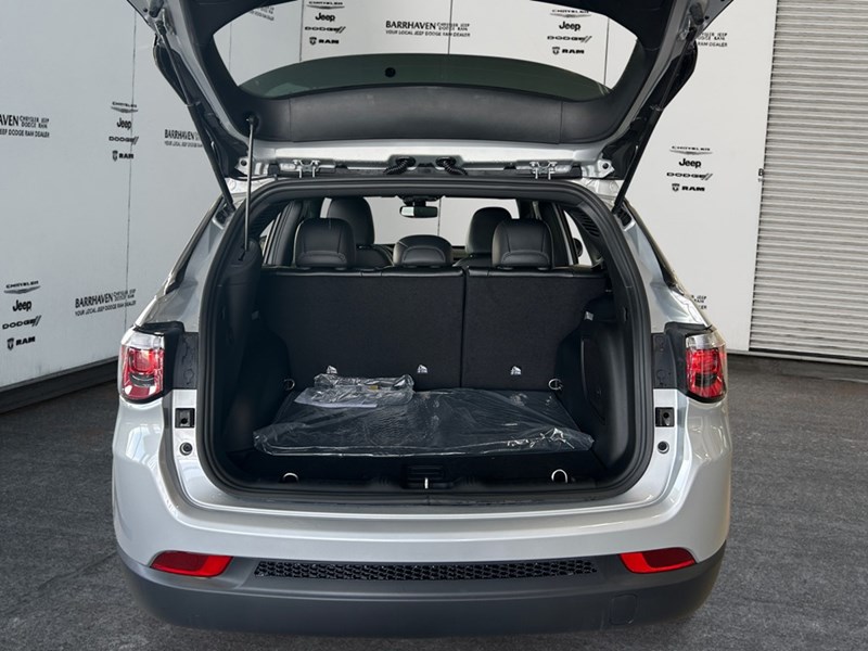 2025 Jeep Compass North 4x4