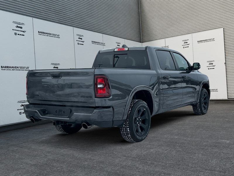 2025 RAM 1500 Big Horn 4x4 Crew Cab 5'7" Box