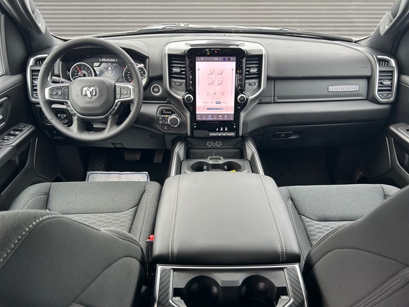 2025 RAM 1500 Big Horn 4x4 Crew Cab 5'7" Box