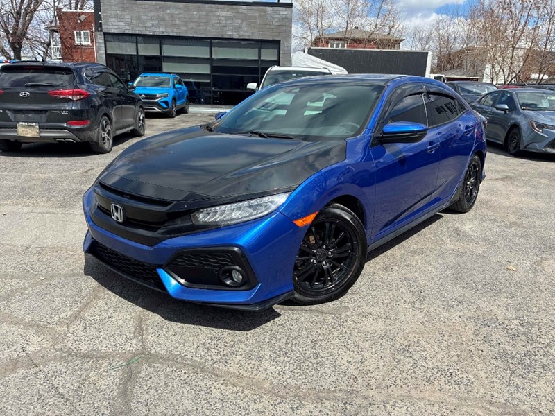 2017 Honda Civic Sport Touring | 6-Speed | Ultra Low KM's