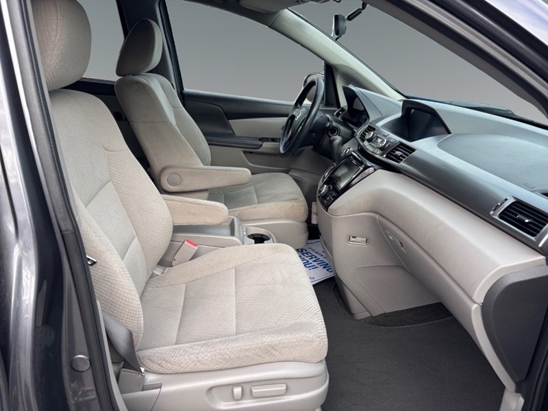 2017 Honda Odyssey EX | 8-Pass | Low KM's