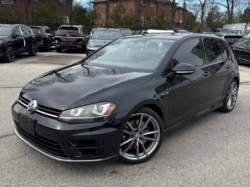 2017 Volkswagen Golf R DSG | Ultra Low KM's