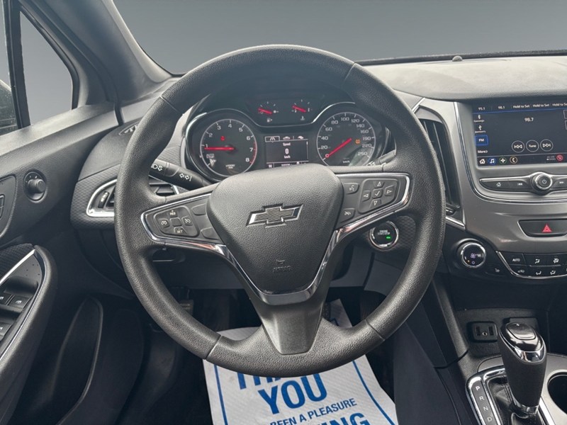2019 Chevrolet Cruze Hatchback LT