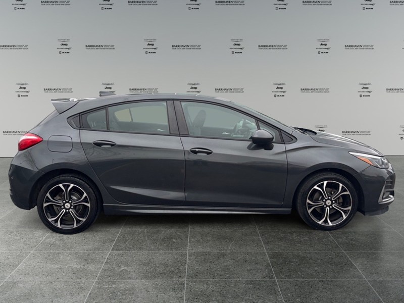 2019 Chevrolet Cruze Hatchback LT