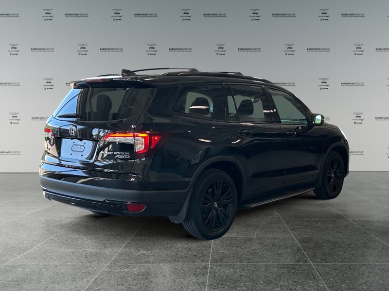 2021 Honda Pilot Black Edition AWD | Low KM's