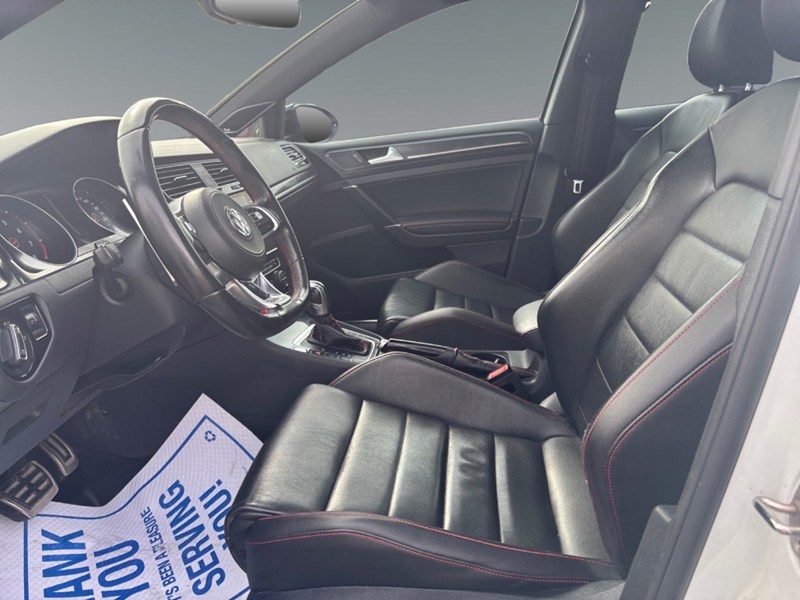 2021 Volkswagen Golf GTI Autobahn | Low KM's