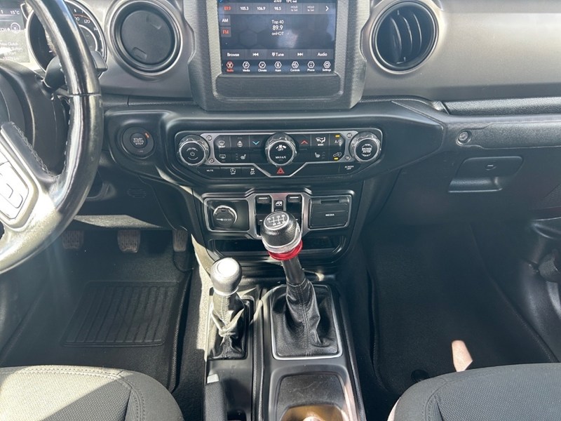 2022 Jeep Gladiator Sport S 4x4