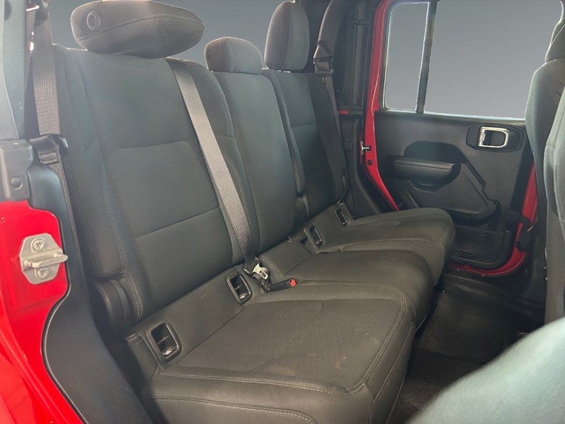 2022 Jeep Gladiator Sport S 4x4