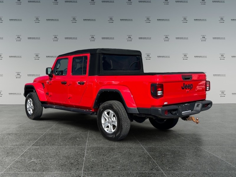 2022 Jeep Gladiator Sport S 4x4