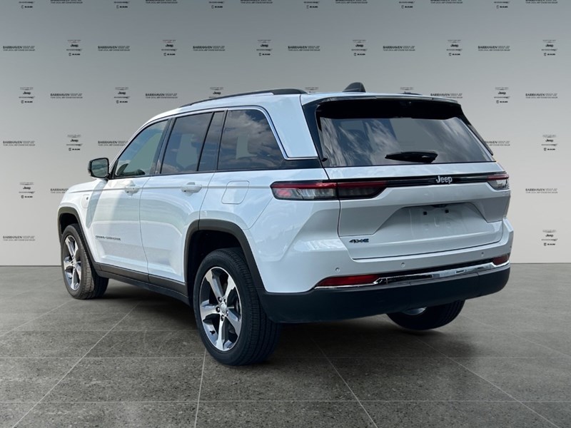 2023 Jeep Grand Cherokee 4xe 4x4 | Hybrid, Leather, Pano Roof, DVD