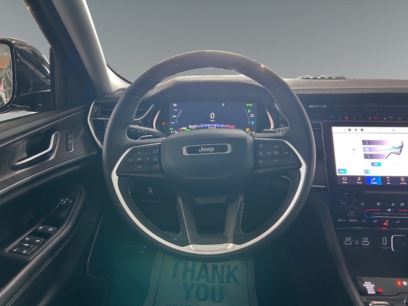 2023 Jeep Grand Cherokee 4xe | Hybrid, Leather, Pano Roof, DVD