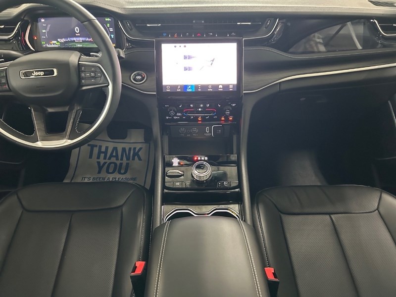 2023 Jeep Grand Cherokee 4xe | Hybrid, Leather, Pano Roof, DVD