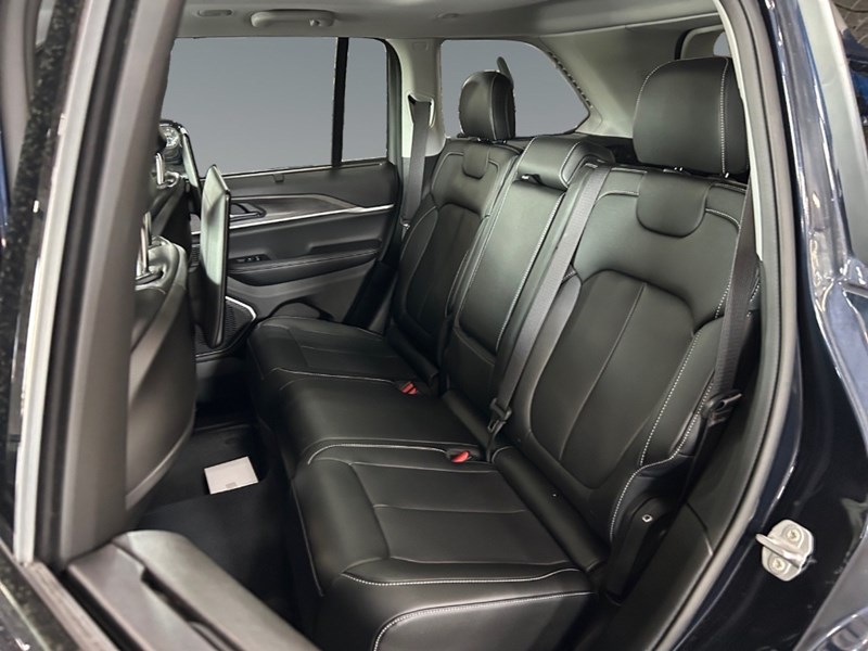 2023 Jeep Grand Cherokee 4xe | Hybrid, Leather, Pano Roof, DVD