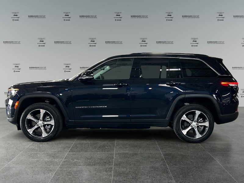 2023 Jeep Grand Cherokee 4xe | Hybrid, Leather, Pano Roof, DVD