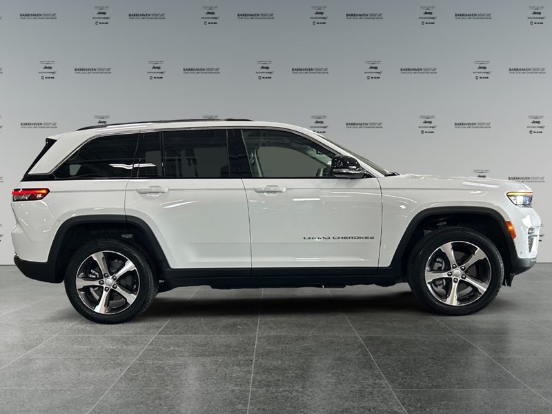 2023 Jeep Grand Cherokee 4xe 4x4 | Hybrid, Leather, Pano Roof, DVD