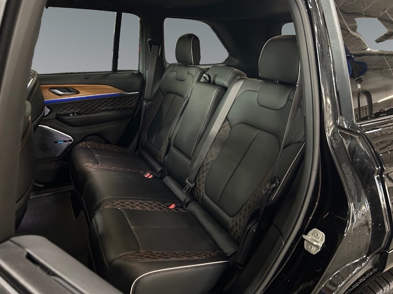 2023 Jeep Grand Cherokee 4xe Summit Reserve 4x4