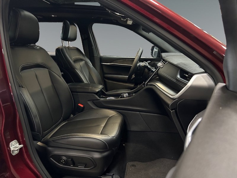 2024 Jeep Grand Cherokee L Limited 4x4