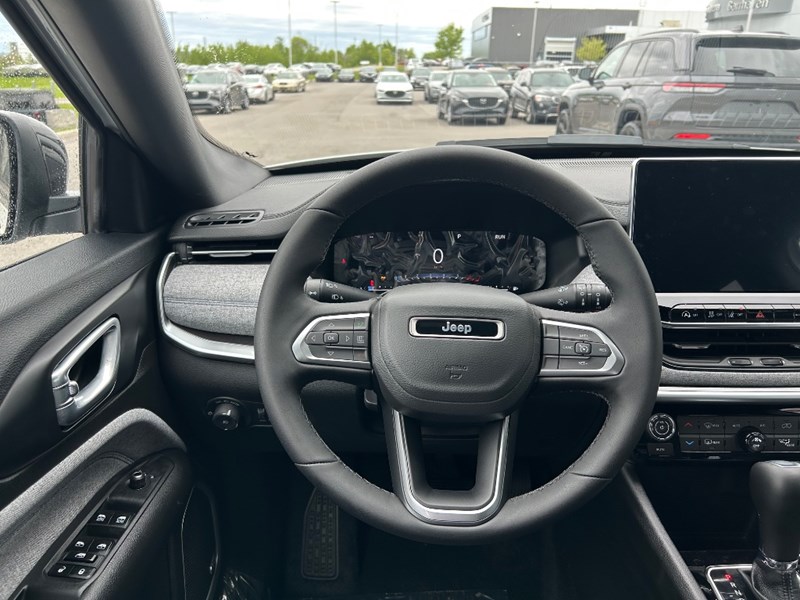 2025 Jeep Compass North 4x4