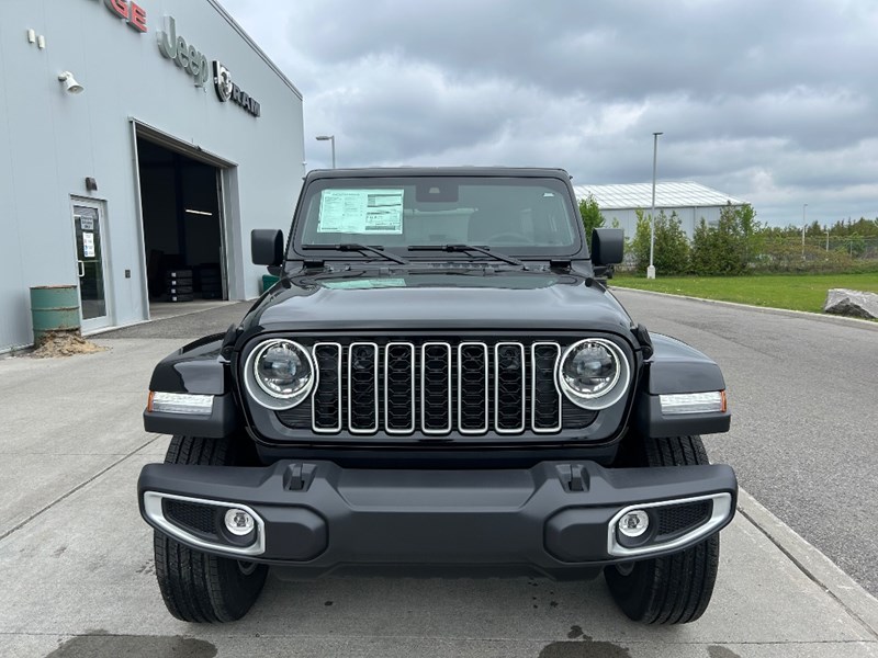 2025 Jeep Wrangler Sahara 4 Door 4x4