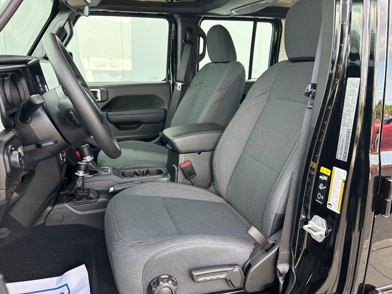 2025 Jeep Wrangler Sport 4 Door 4x4