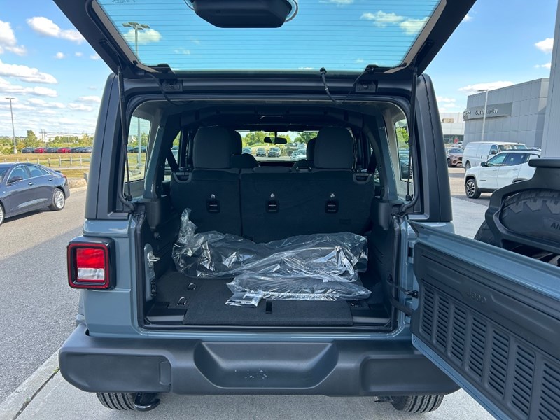 2025 Jeep Wrangler Sport 4 Door 4x4