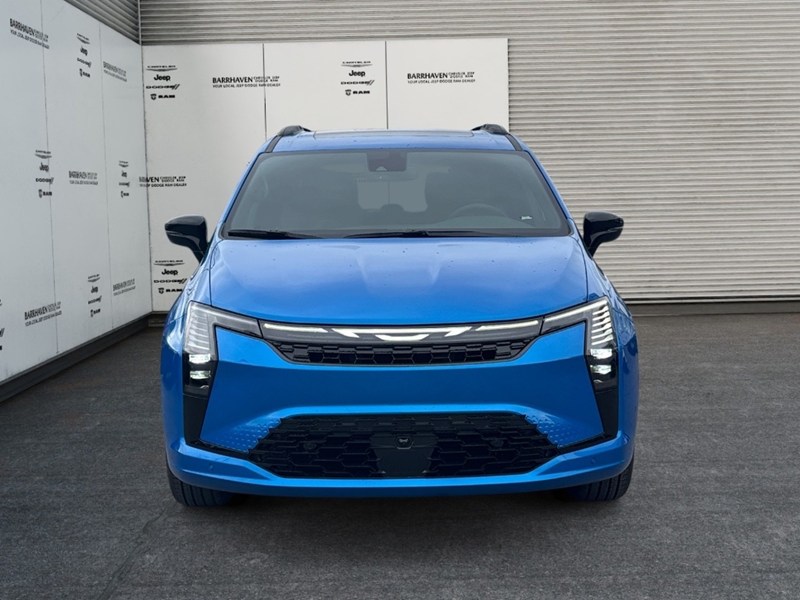 2027 Chrysler Pacifica Select FWD